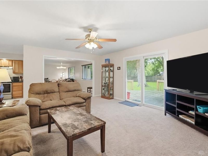 8919 Deep Forest Lane, Centerville, OH 45458 Photo 17