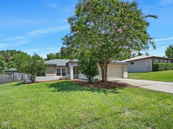 981 Laurel Oaks Lane, Orange City, FL 32763