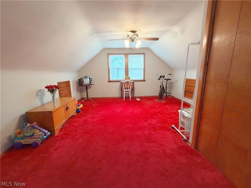 18981 Raymond Street , Maple Heights, OH 44137 Photo 11