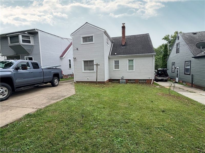 18981 Raymond Street , Maple Heights, OH 44137 Photo 18
