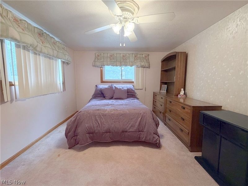 18981 Raymond Street , Maple Heights, OH 44137 Photo 9