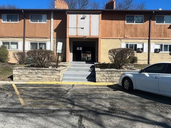 860 E Old Willow Road , Unit 139, Prospect Heights, IL 60070
