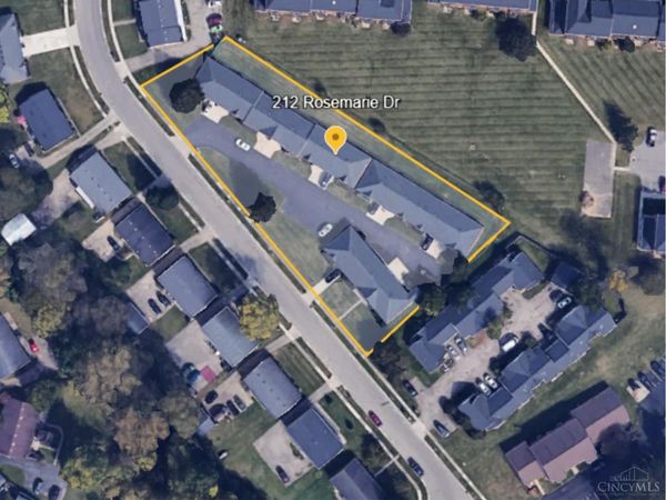 212 Rose Marie Drive, Lebanon, OH 45036