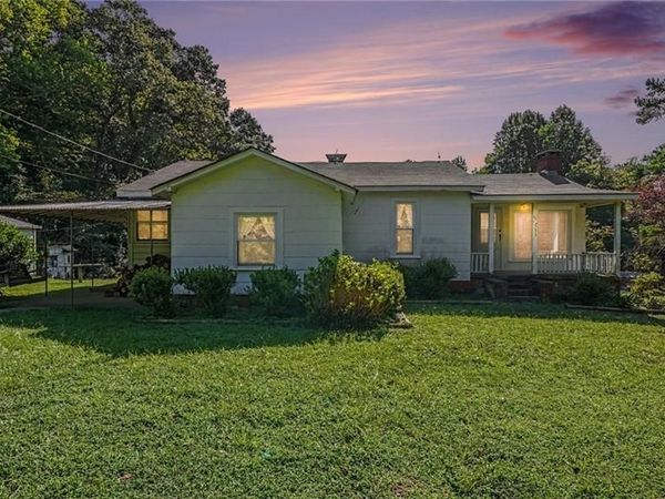 533 Bonkemeyer Drive , Randleman, NC 27317