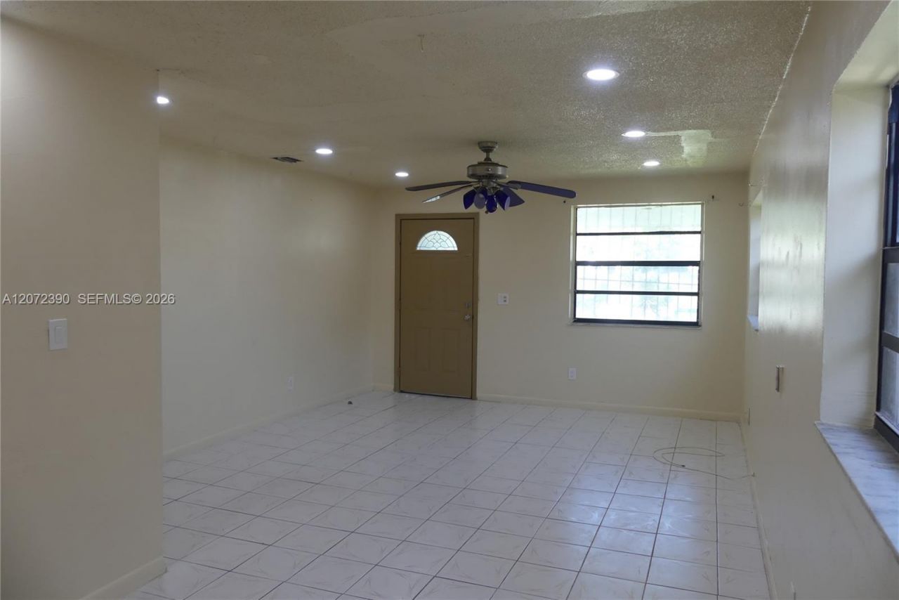 8130 NW 14th Ct , Miami, FL 33147 Photo