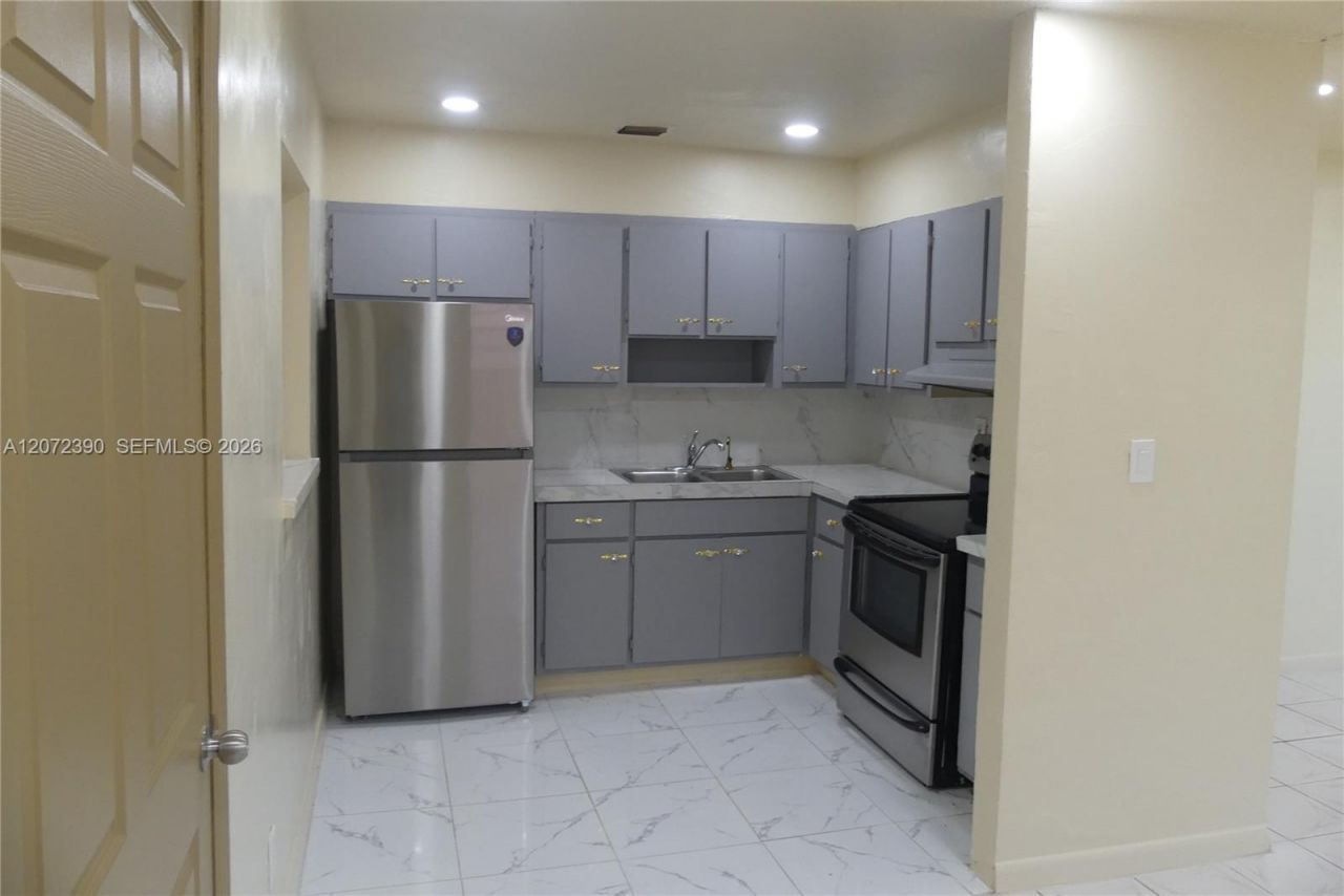 8130 NW 14th Ct , Miami, FL 33147 Photo