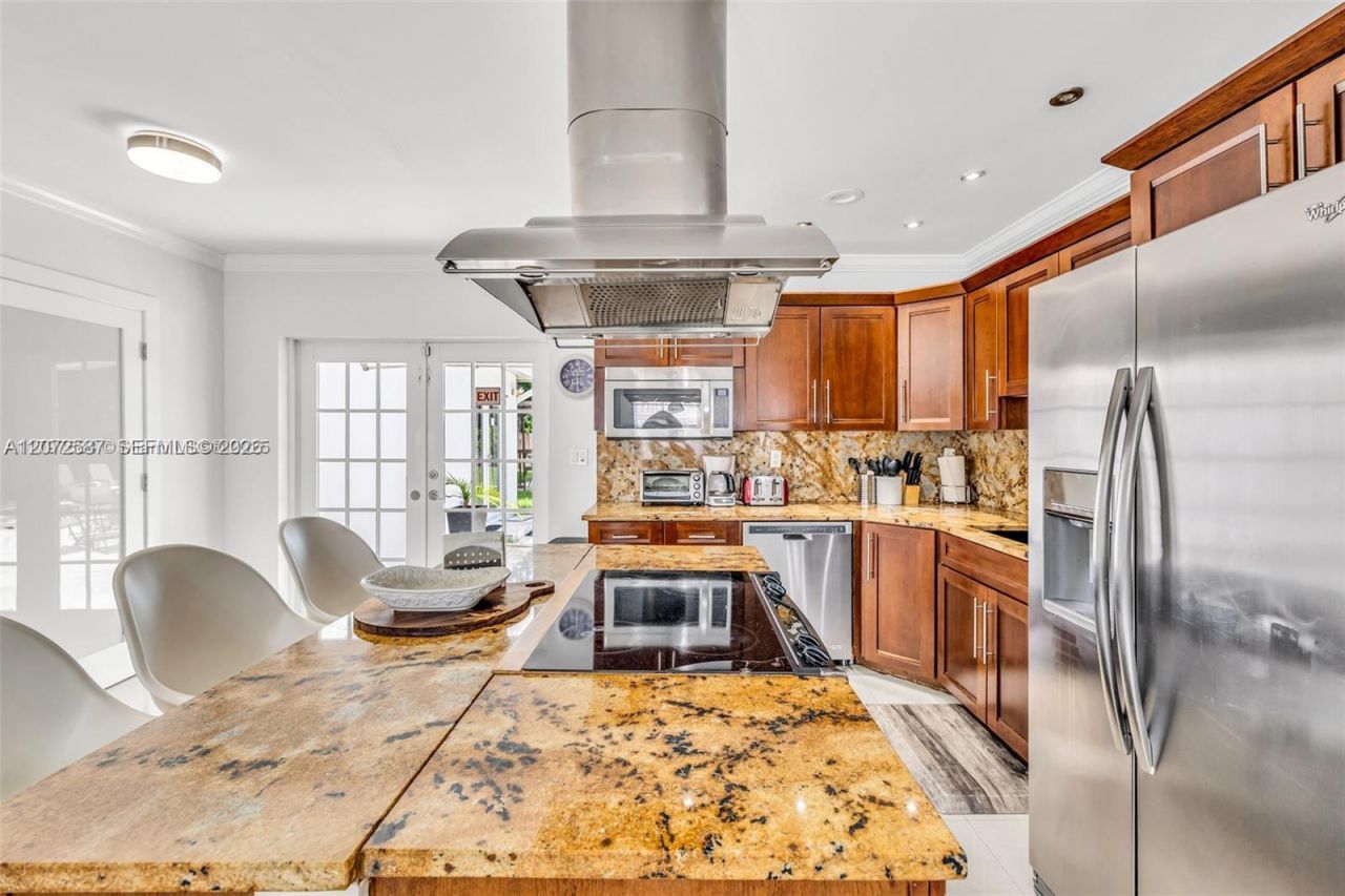 1413 Funston , Hollywood, FL 33020 Photo