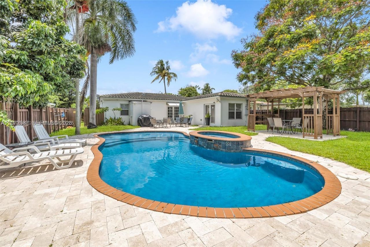 1413 Funston , Hollywood, FL 33020 Photo