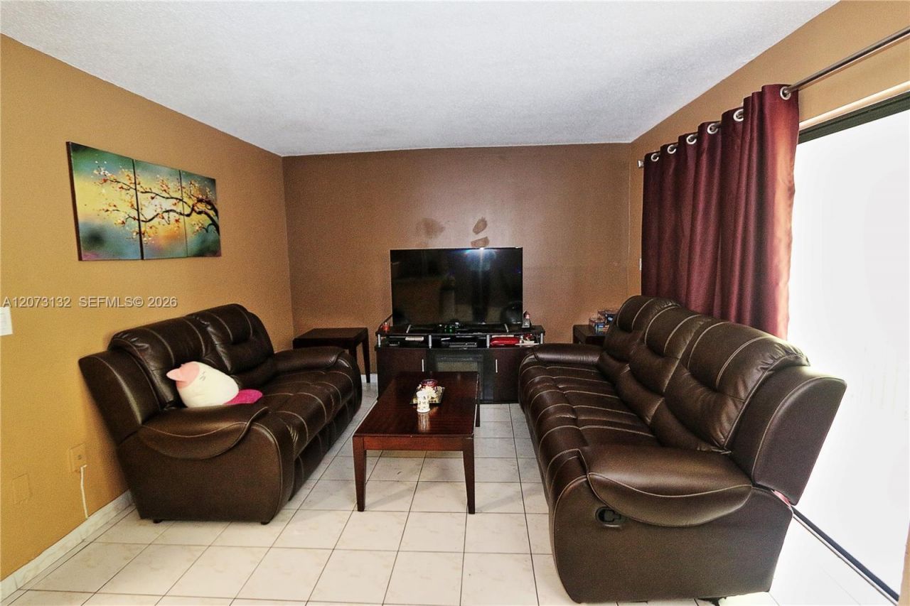 1221 SW 122nd Ave , Unit 403, Miami, FL 33184 Photo