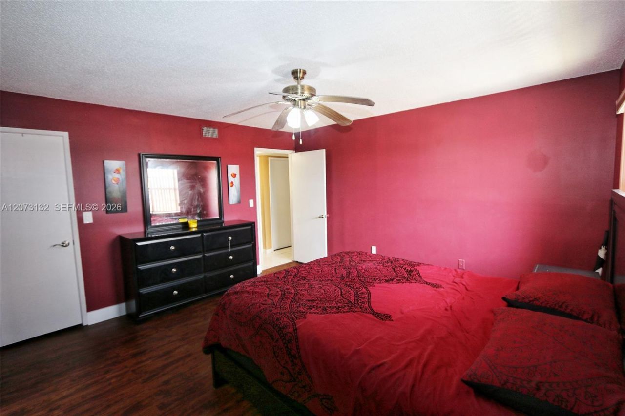 1221 SW 122nd Ave , Unit 403, Miami, FL 33184 Photo