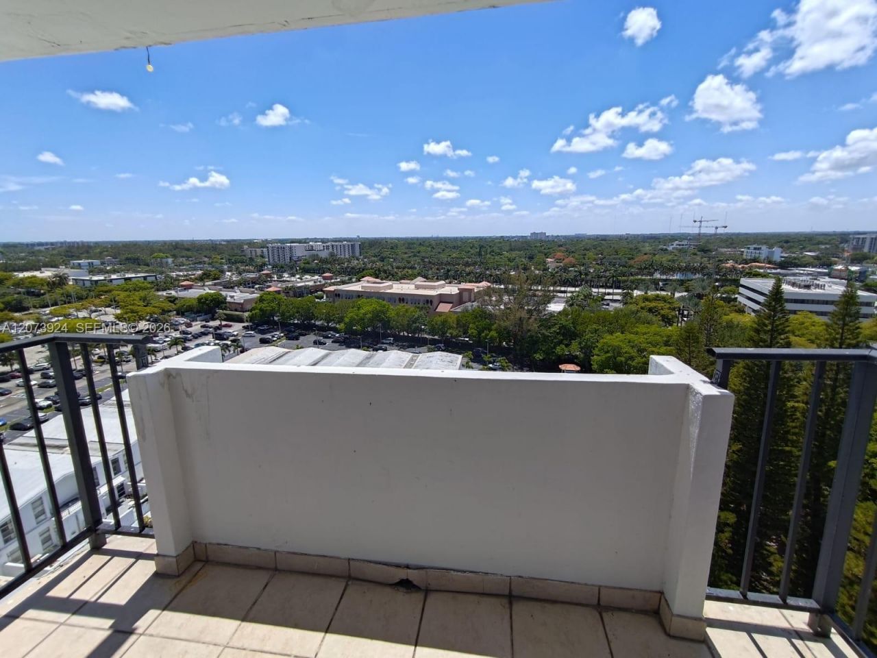 2780 NE 183rd St , Unit 1402, Aventura, FL 33160 Photo
