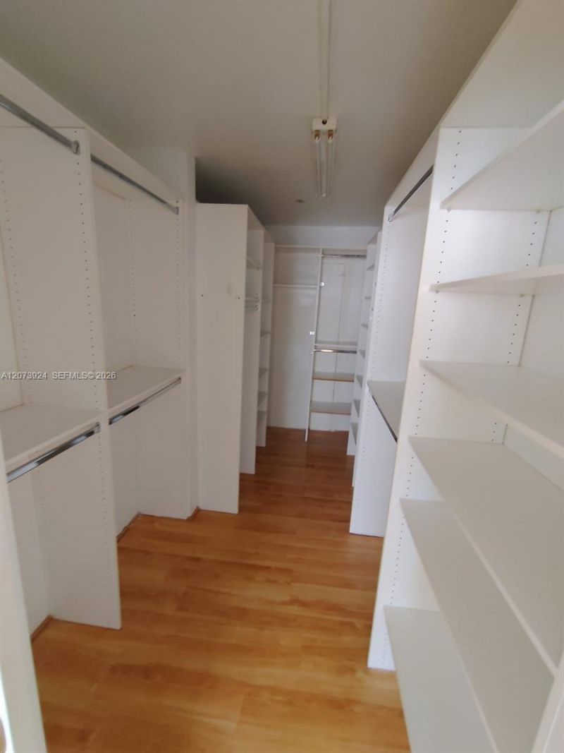 2780 NE 183rd St , Unit 1402, Aventura, FL 33160 Photo