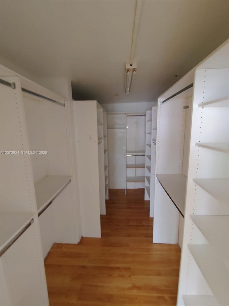 2780 NE 183rd St , Unit 1402, Aventura, FL 33160 Photo