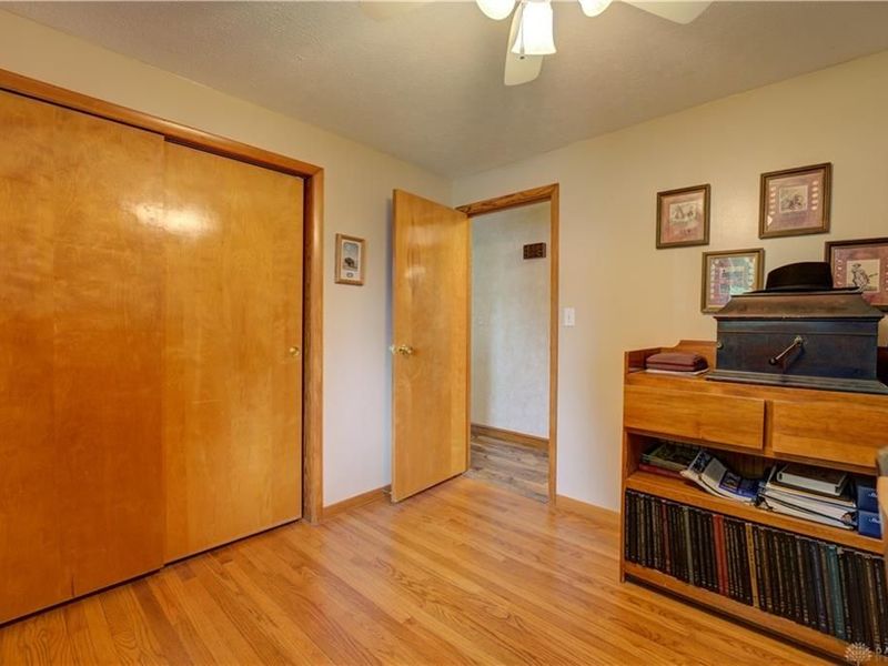 327 S Chippewa Drive, Greenville, OH 45331 Photo 16