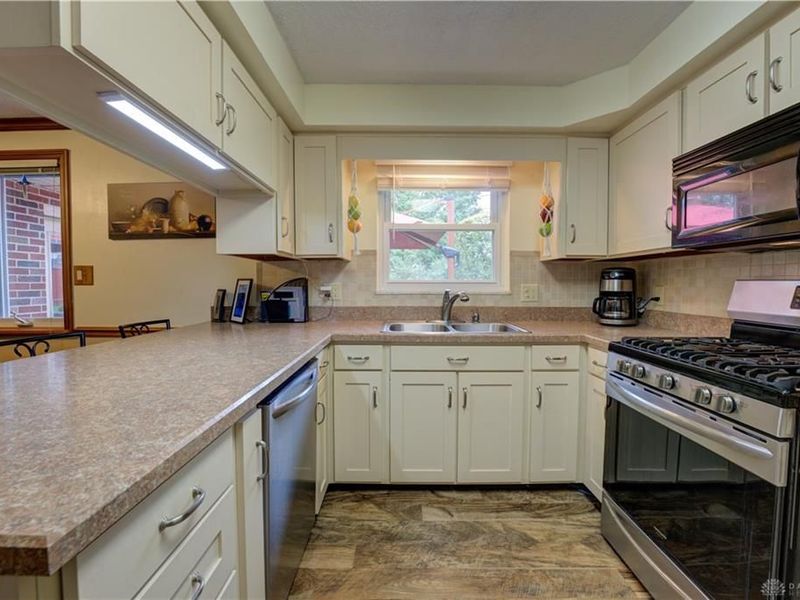 327 S Chippewa Drive, Greenville, OH 45331 Photo 26