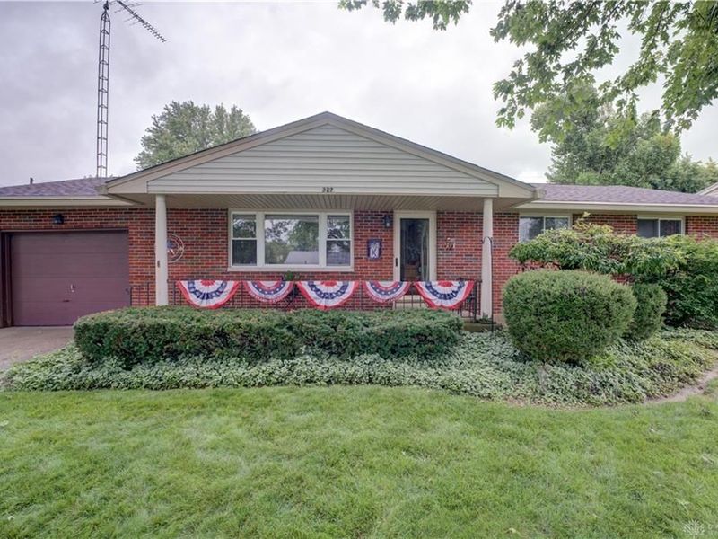327 S Chippewa Drive, Greenville, OH 45331 Photo 4