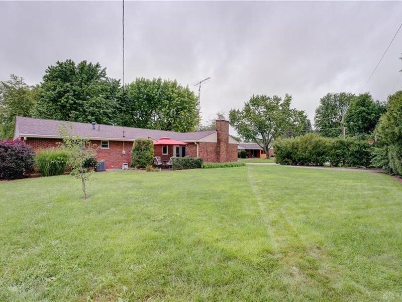 327 S Chippewa Drive, Greenville, OH 45331 Photo 8