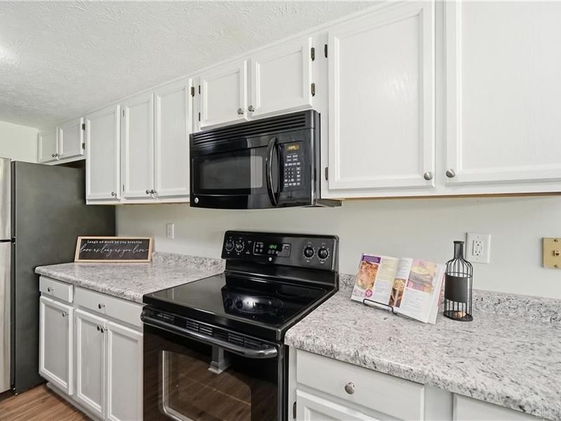 7846 Hackney Circle, Maineville, OH 45039 Photo 13