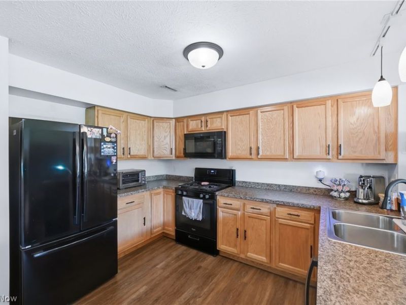 7445 E Huntington Drive, Unit #2, Boardman, OH 44512 Photo 11