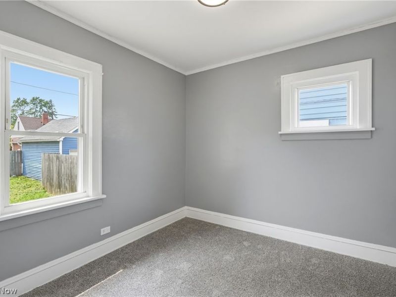 3842 Highland Road, Cleveland, OH 44111 Photo 11