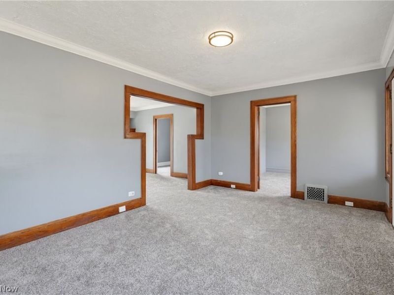 3842 Highland Road, Cleveland, OH 44111 Photo 15