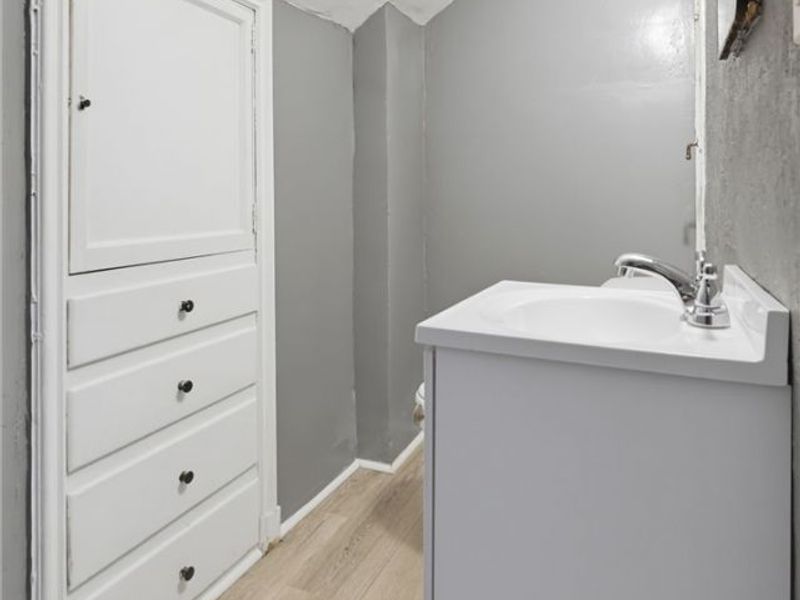 3842 Highland Road, Cleveland, OH 44111 Photo 23