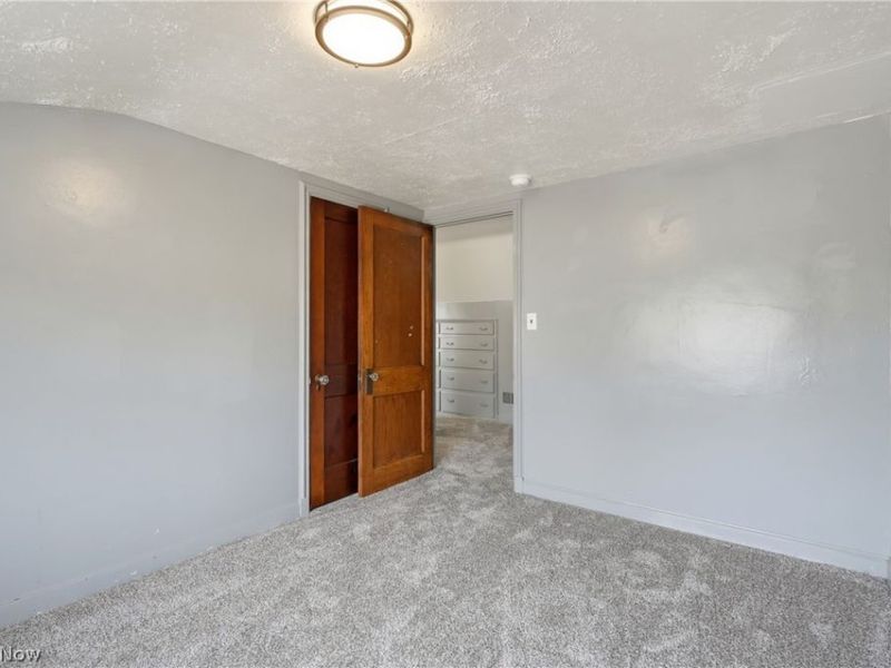 3842 Highland Road, Cleveland, OH 44111 Photo 25