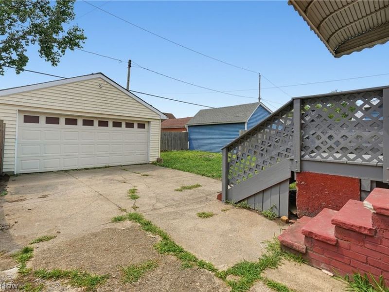 3842 Highland Road, Cleveland, OH 44111 Photo 33