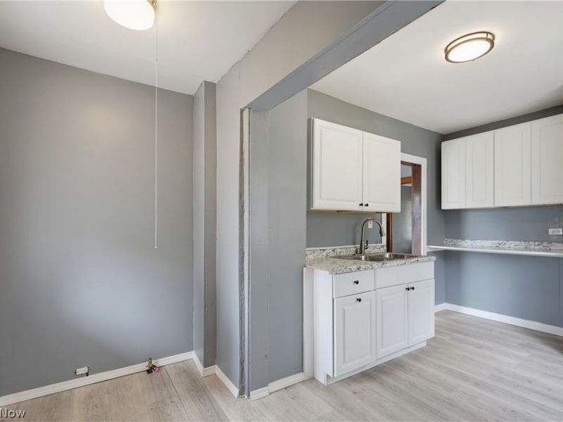 3842 Highland Road, Cleveland, OH 44111 Photo 4