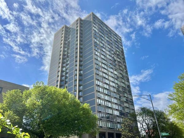 5320 N Sheridan Road , Unit 2203, Chicago, IL 60640