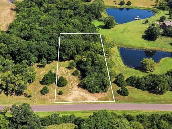 LOT 7 178th Street, Tonganoxie, KS 66086
