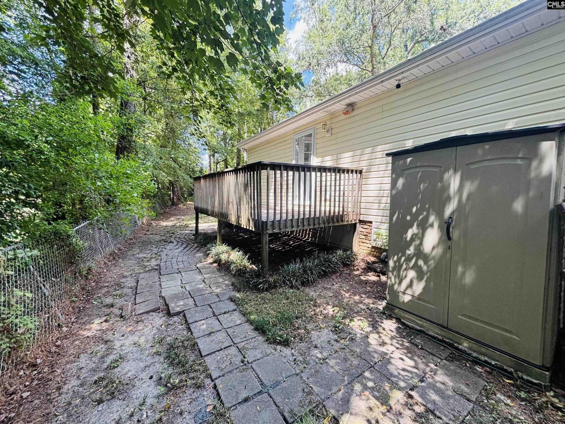 112 Grantham Court  Photo 20