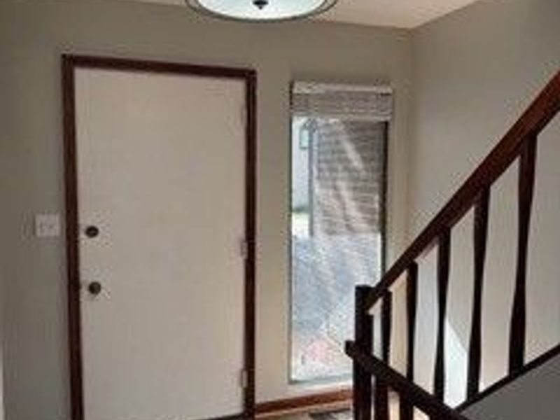 569 Bartow Lane, Richmond Heights, OH 44143 Photo 12