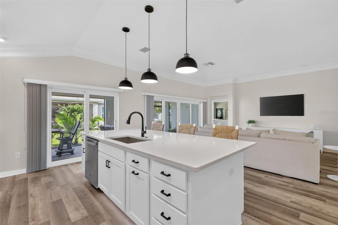 1986 Oppenheimer Court , The Villages, FL 34762 Photo