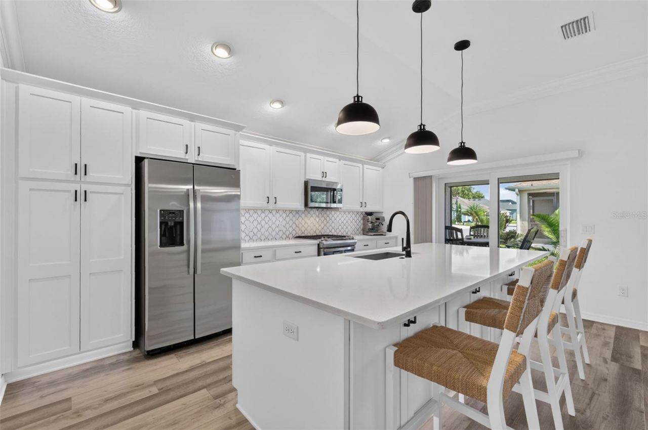 1986 Oppenheimer Court , The Villages, FL 34762 Photo