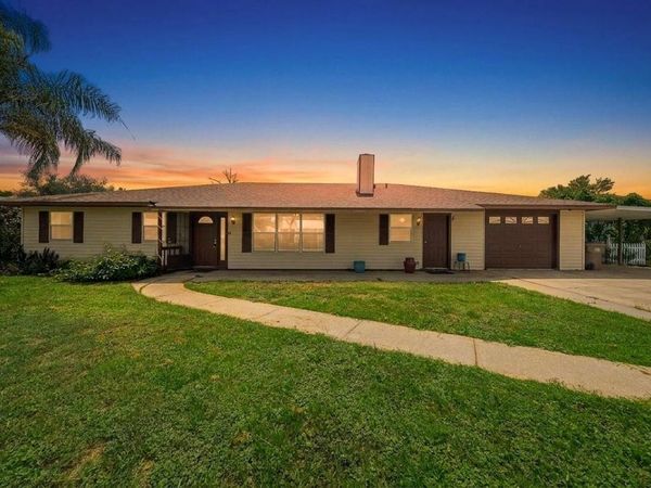 11318 CIRCLE WAY , LEESBURG, FL 34788
