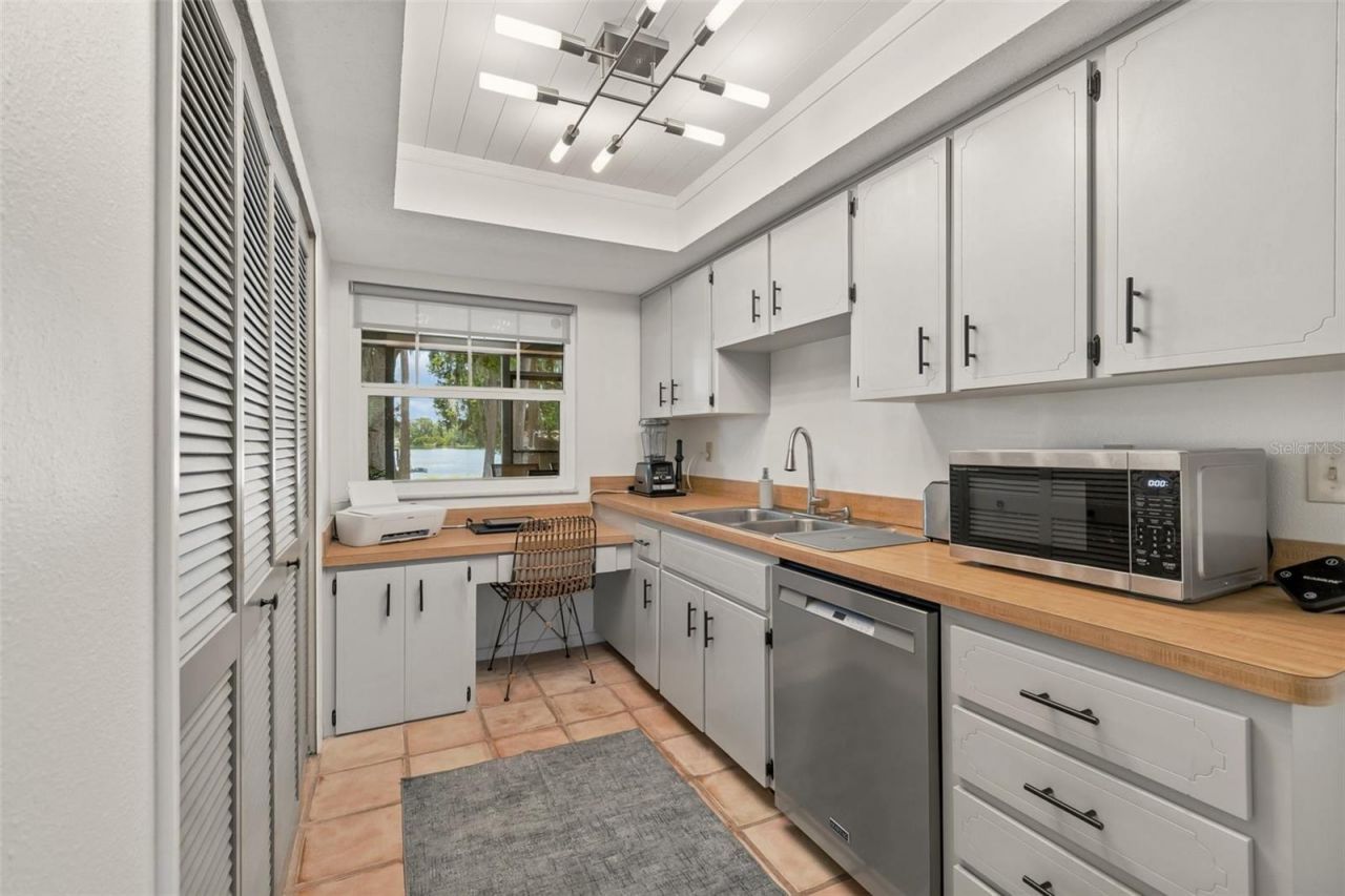 12120 Carver Avenue, New Port Richey, FL 34654 Photo