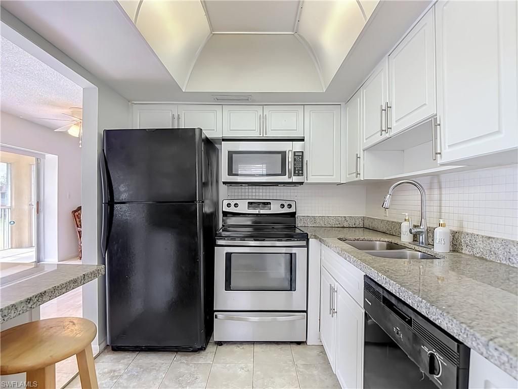 1400 Pompei Ln , Unit 6, Naples, FL 34103 Photo