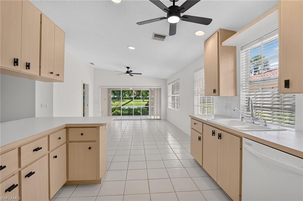 3111 Andorra Ct , Naples, FL 34109 Photo