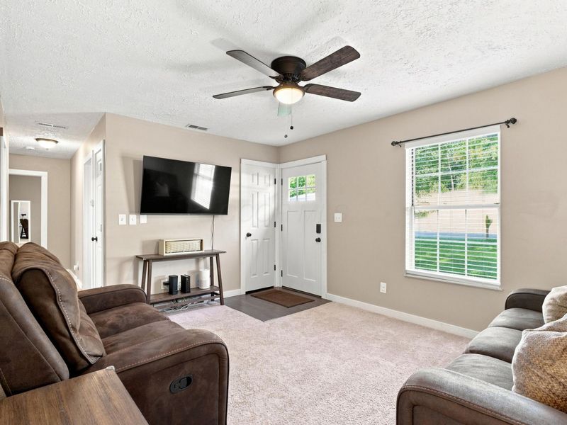 88 Berrimore Drive, Utica, OH 43080 Photo 6