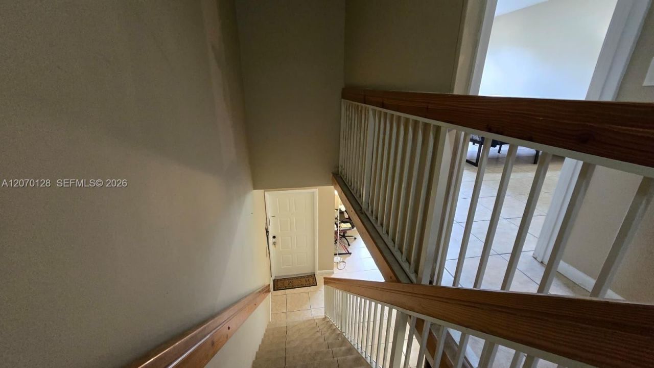 18332 NW 68th Ave , Unit H, Hialeah, FL 33015 Photo