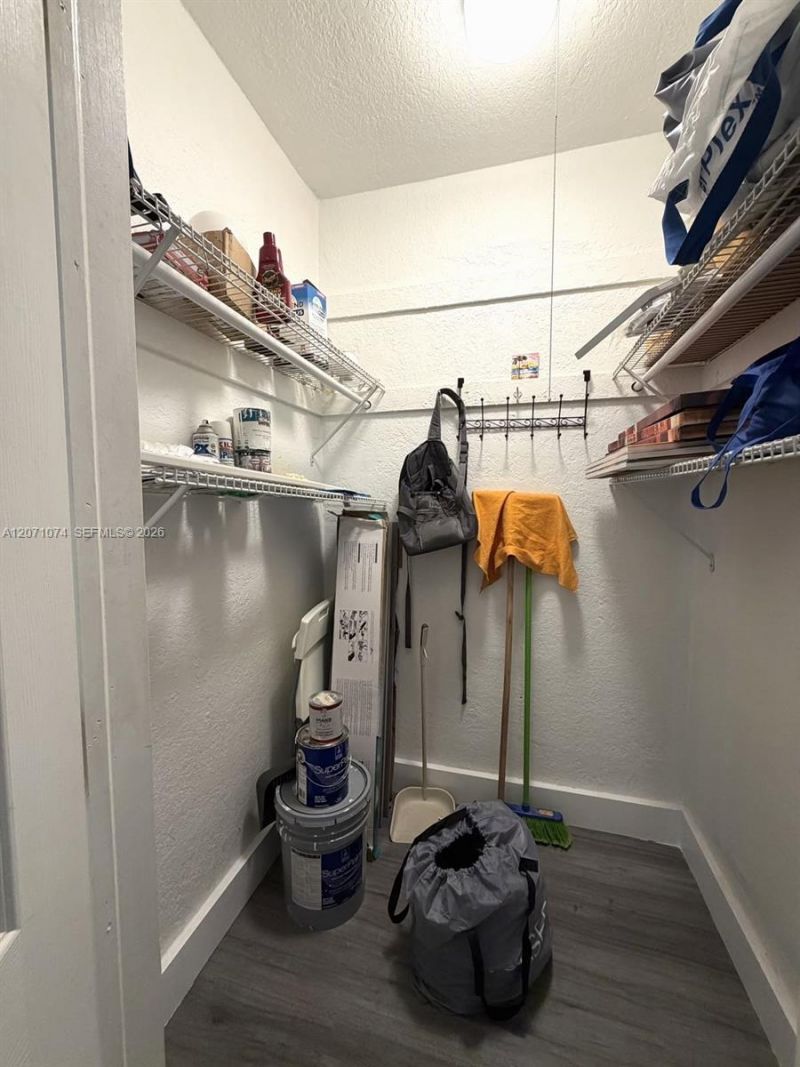 7334 Harding Ave , Unit 6, Miami Beach, FL 33141 Photo