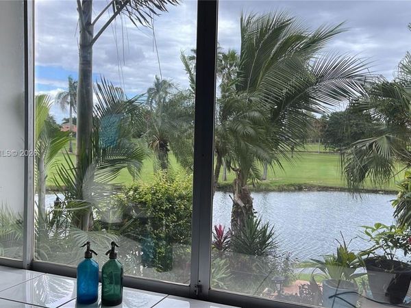 6821 Brookline Dr , Unit 6821, Hialeah, FL 33015