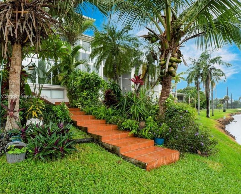 6821 Brookline Dr , Unit 6821, Hialeah, FL 33015 Photo