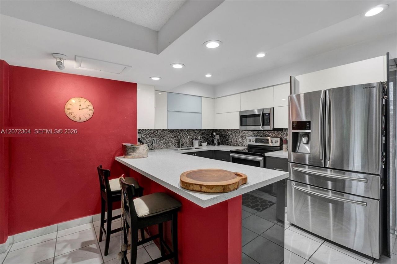 6821 Brookline Dr , Unit 6821, Hialeah, FL 33015 Photo