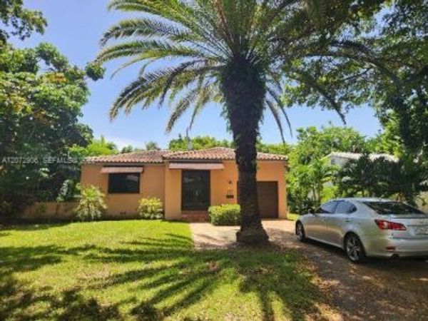 448 Cadagua Ave , Coral Gables, FL 33146