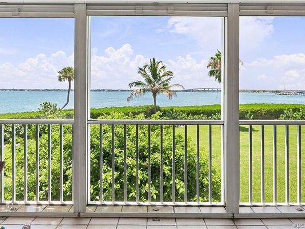 184 NE Edgewater Drive , Unit 1104, Stuart, FL 34996