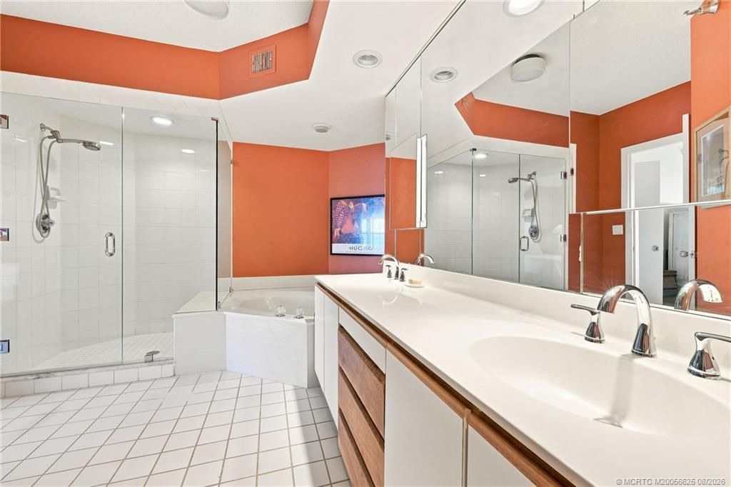 184 NE Edgewater Drive , Unit 1104, Stuart, FL 34996 Photo