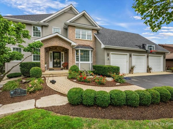 15 Shoshoni Trail , Lake Villa, IL 60046
