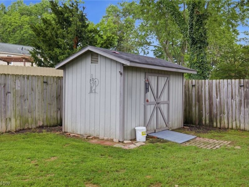 918 S Heltman Avenue , Ashland, OH 44805 Photo 27